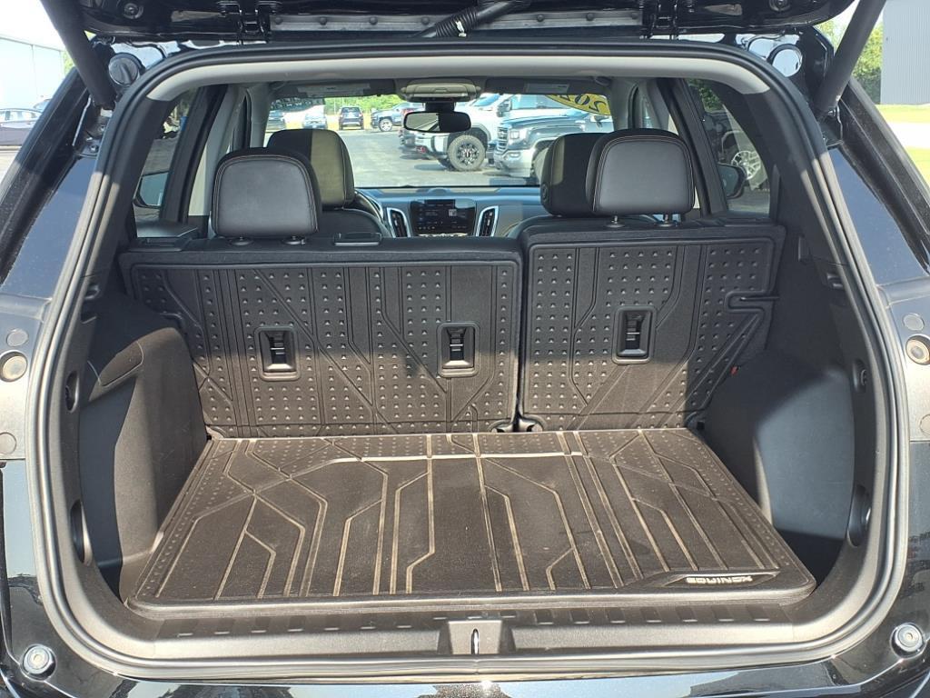used 2022 Chevrolet Equinox car, priced at $25,998