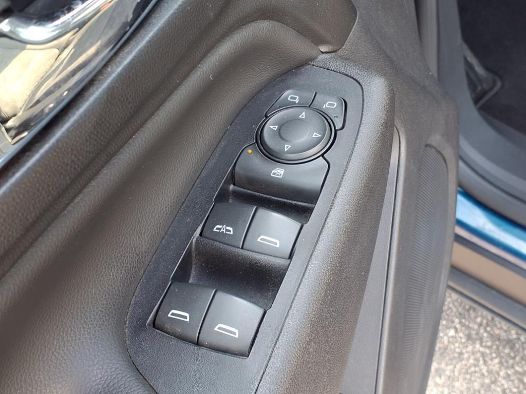 used 2019 Chevrolet Equinox car, priced at $9,998