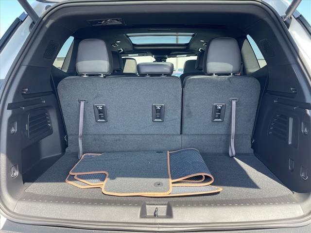 new 2025 GMC Acadia car, priced at $55,795
