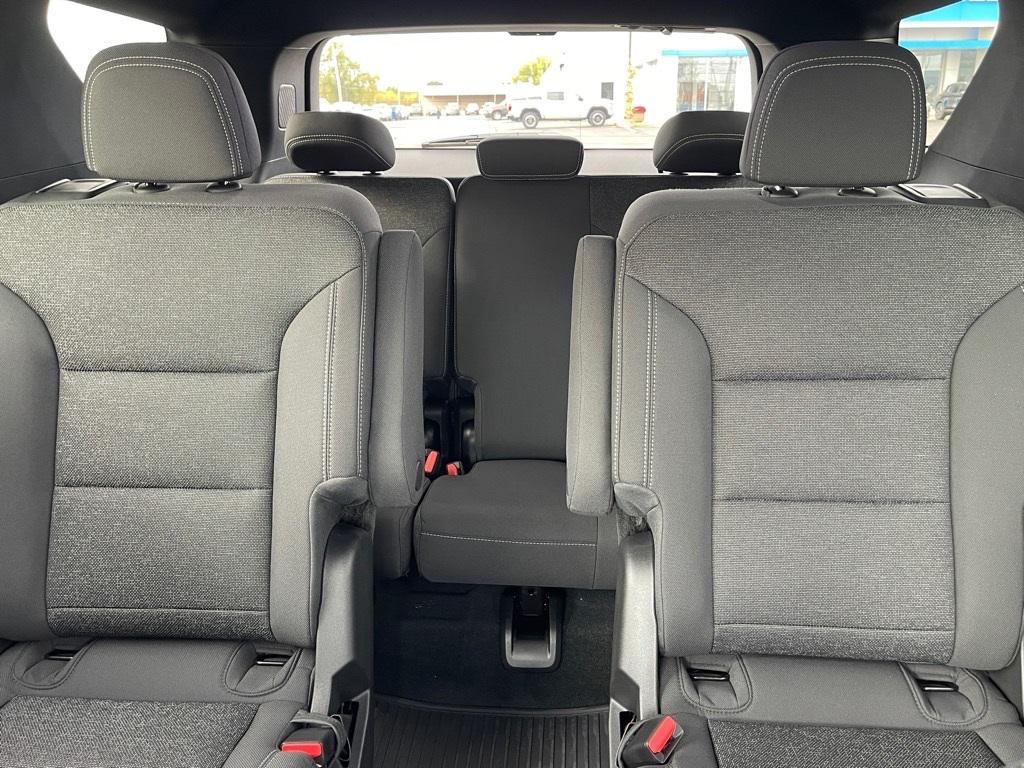 new 2026 Chevrolet Traverse car, priced at $48,604
