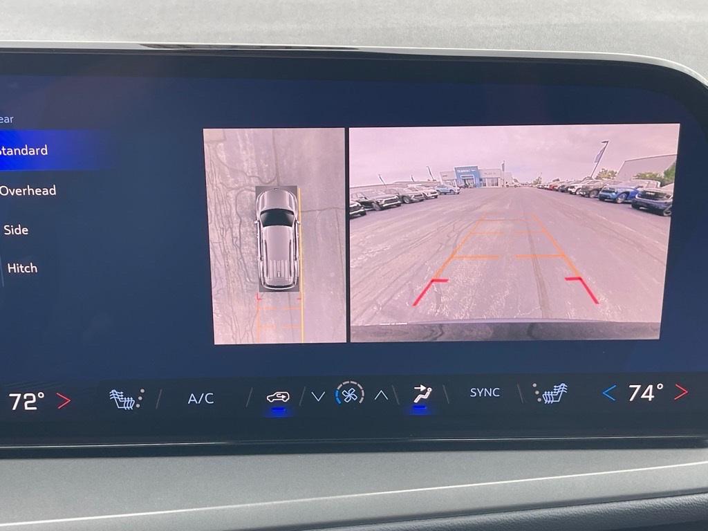 new 2026 Chevrolet Traverse car, priced at $48,604