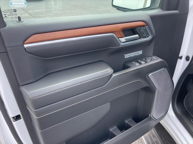 used 2023 GMC Sierra 1500 car, priced at $50,998