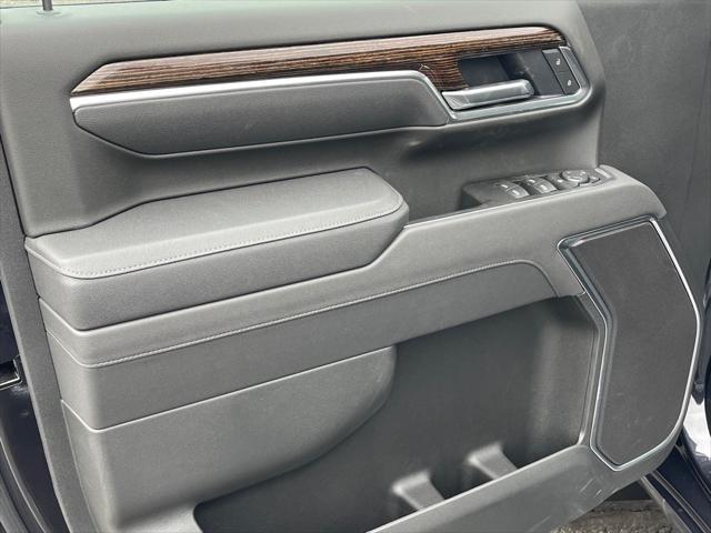 new 2025 GMC Sierra 2500 car, priced at $78,190