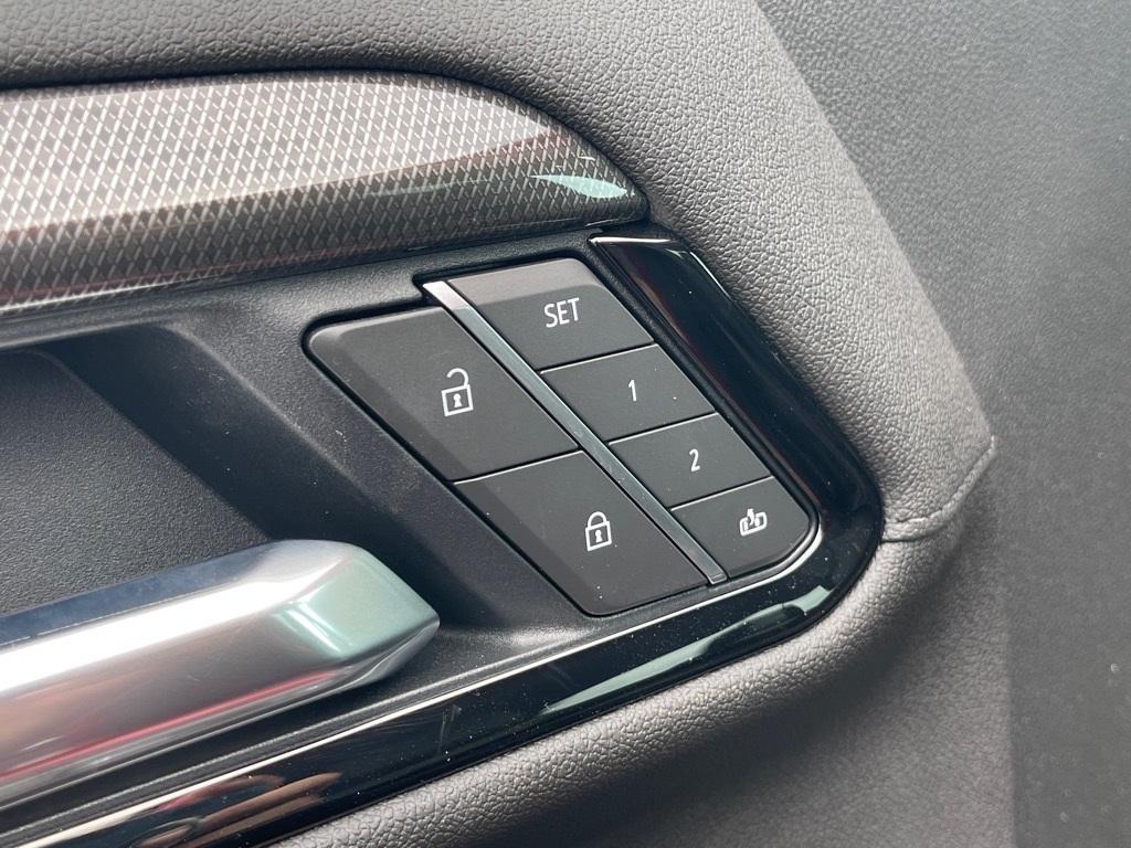 new 2025 GMC Sierra 2500 car, priced at $89,800