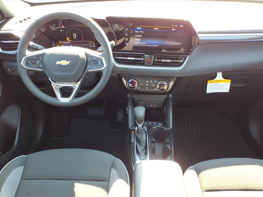 new 2026 Chevrolet TrailBlazer car, priced at $28,015