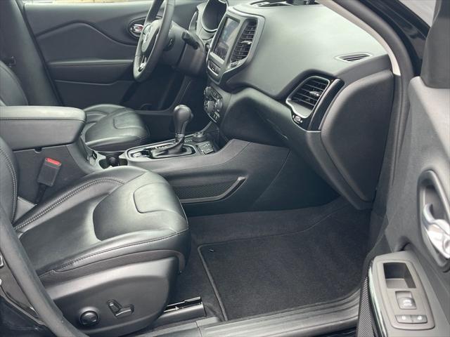 used 2023 Jeep Cherokee car, priced at $24,427