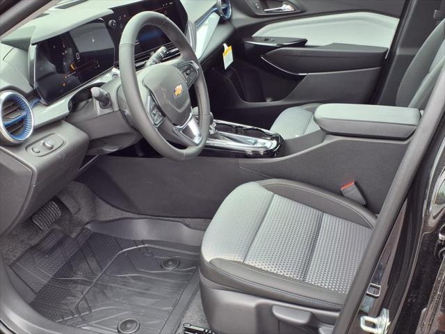 new 2025 Chevrolet Trax car, priced at $24,840