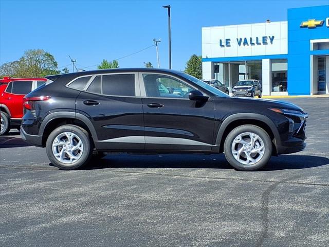 new 2025 Chevrolet Trax car, priced at $22,916