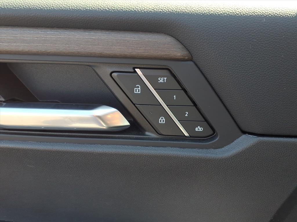 used 2024 GMC Acadia car, priced at $52,998