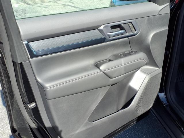 new 2025 GMC Terrain car, priced at $31,995