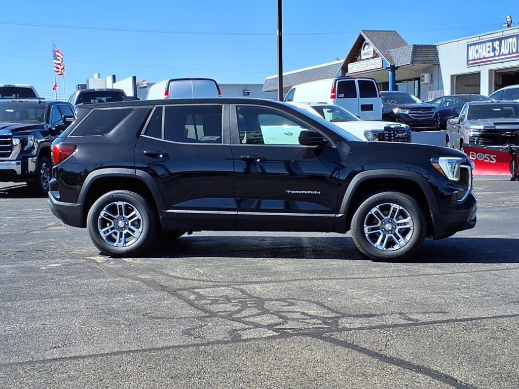 new 2025 GMC Terrain car, priced at $31,995