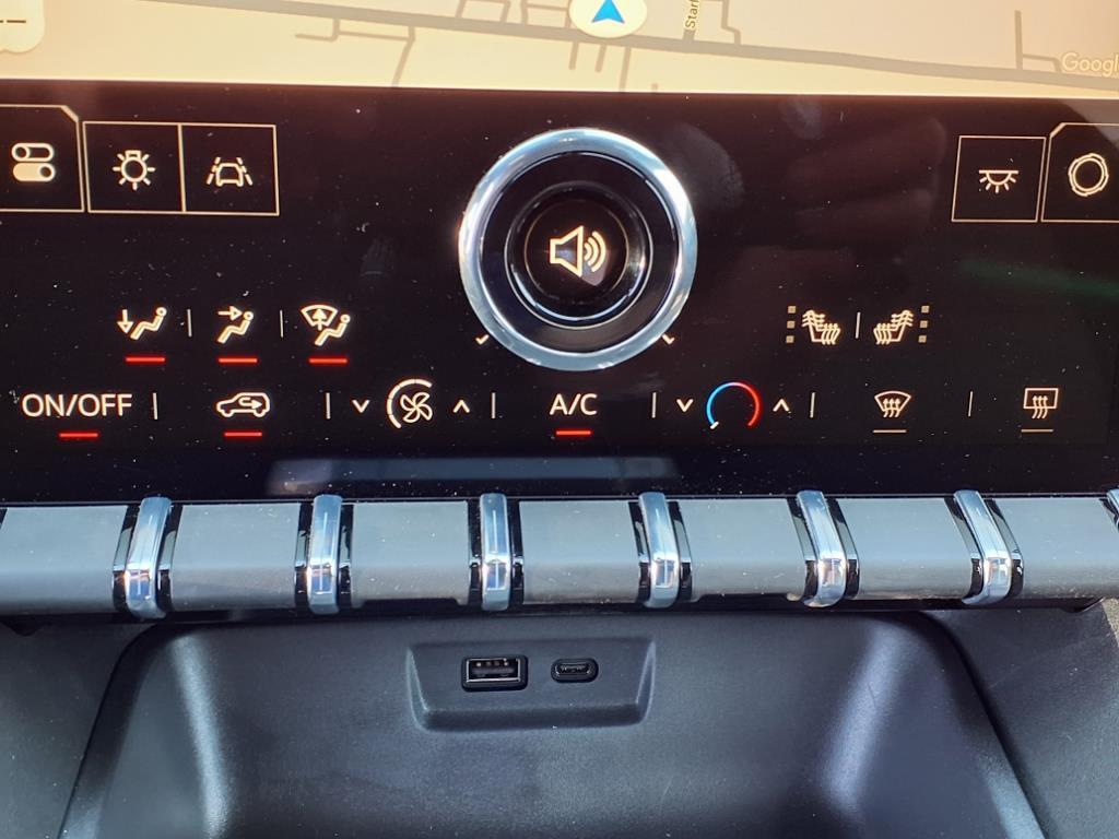 new 2025 GMC Terrain car, priced at $31,995
