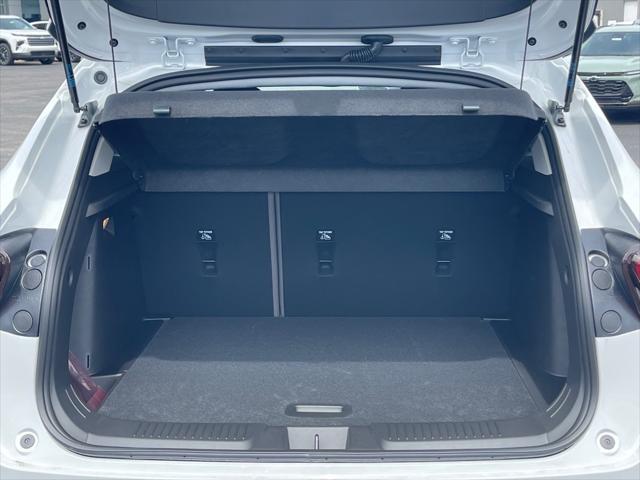 new 2025 Chevrolet Trax car, priced at $26,045