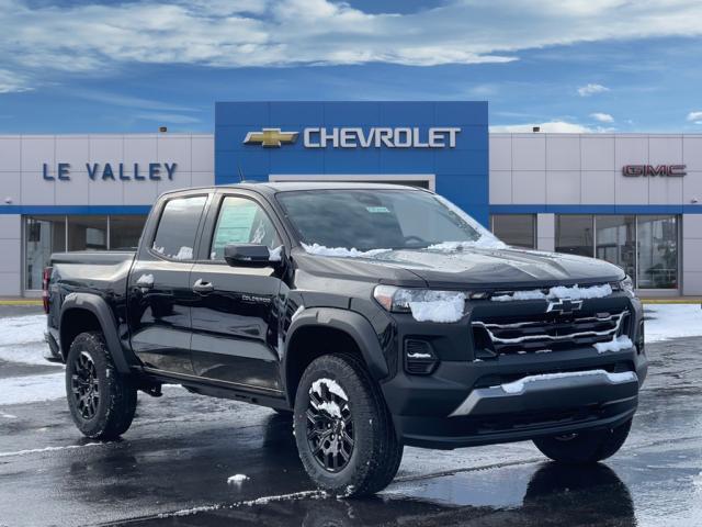 new 2025 Chevrolet Colorado car, priced at $43,820