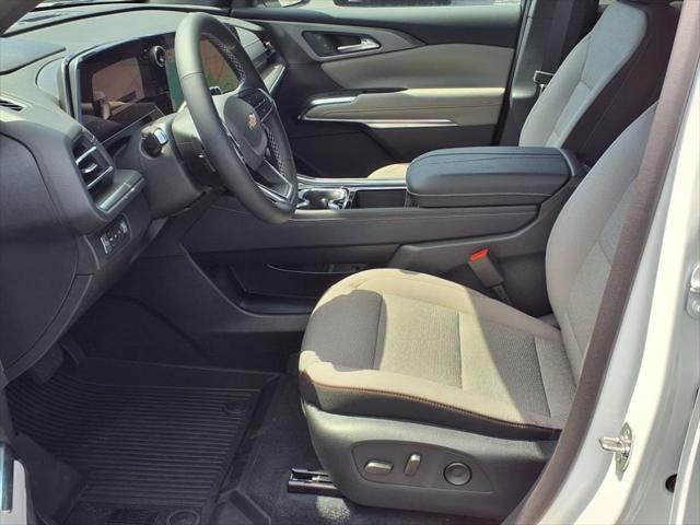 new 2025 Chevrolet Traverse car, priced at $47,560