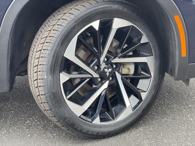 used 2023 Mitsubishi Outlander car, priced at $24,998