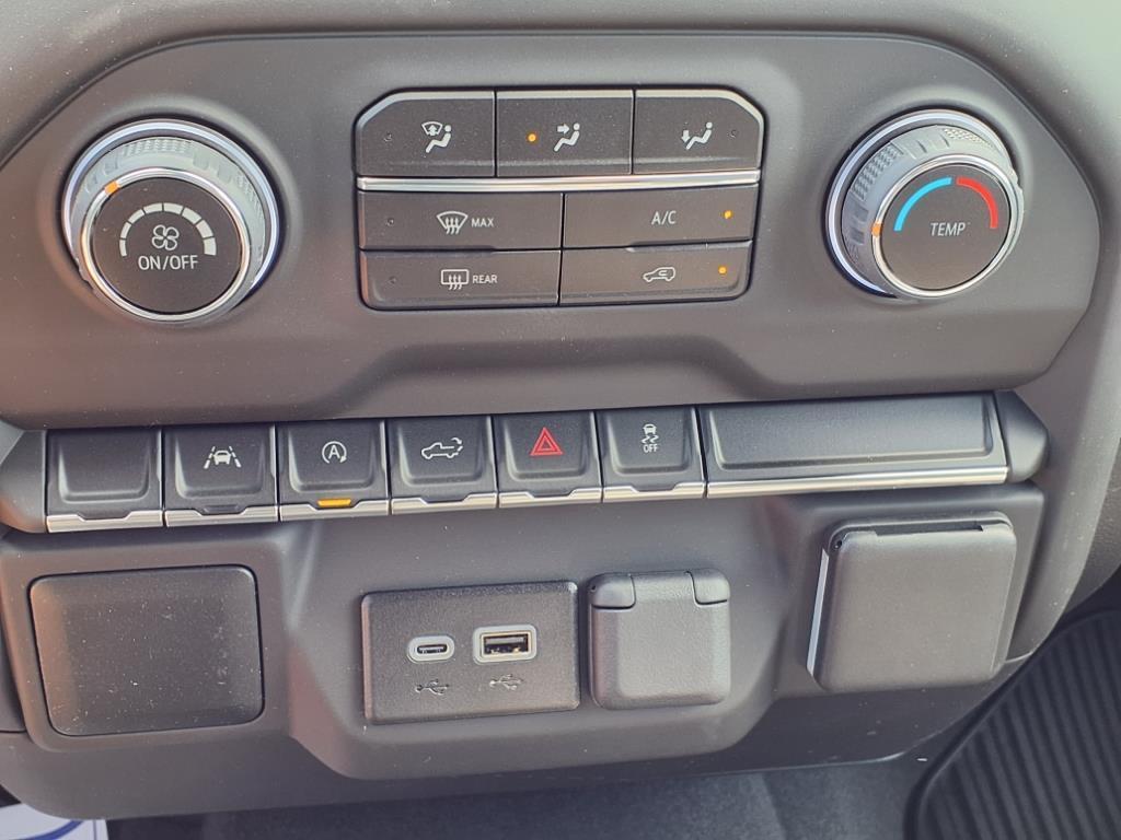 new 2025 Chevrolet Silverado 1500 car, priced at $51,540