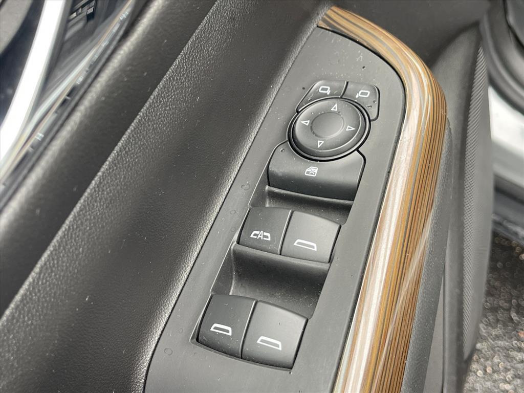 used 2023 GMC Acadia car, priced at $30,977