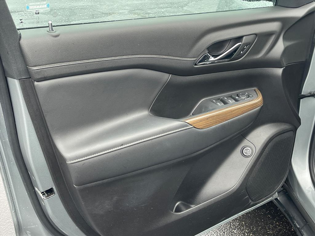 used 2023 GMC Acadia car, priced at $30,977