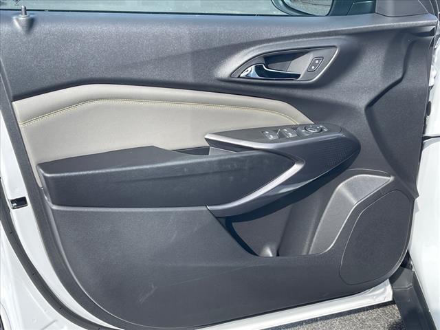 new 2025 Chevrolet Trax car, priced at $26,840