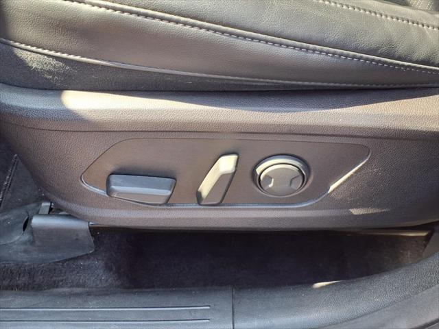 used 2022 Kia Sorento car, priced at $28,813