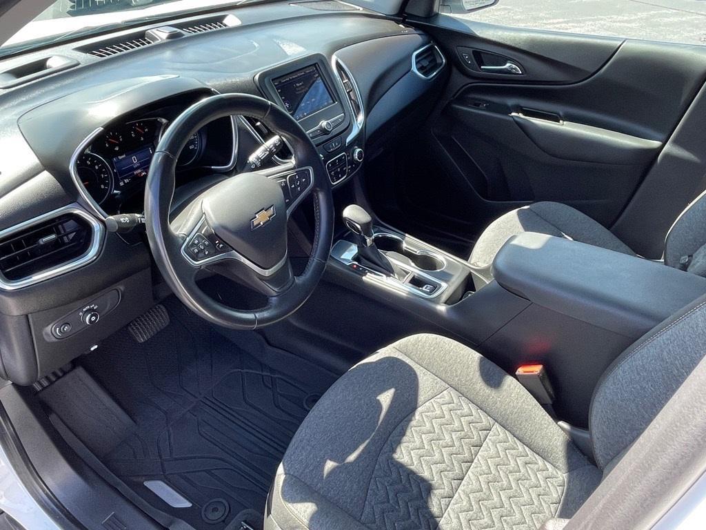used 2022 Chevrolet Equinox car, priced at $23,998
