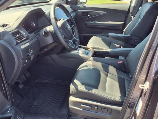 used 2021 Honda Pilot car, priced at $31,000