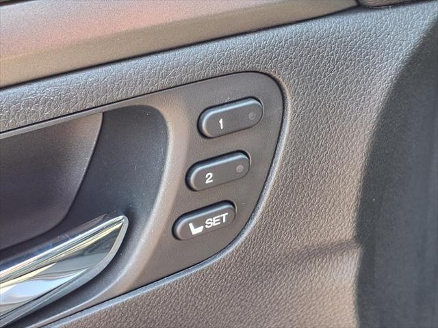used 2021 Honda Pilot car, priced at $31,000