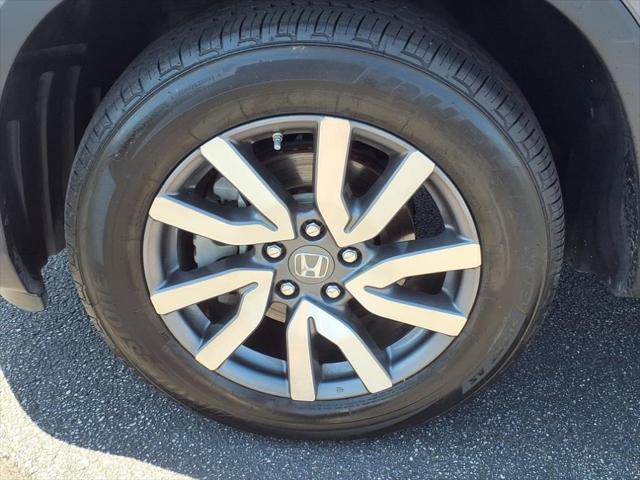 used 2021 Honda Pilot car, priced at $31,000