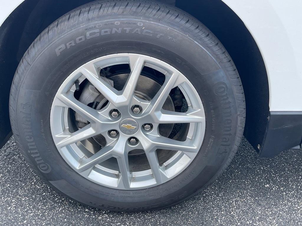 used 2022 Chevrolet Equinox car, priced at $23,998
