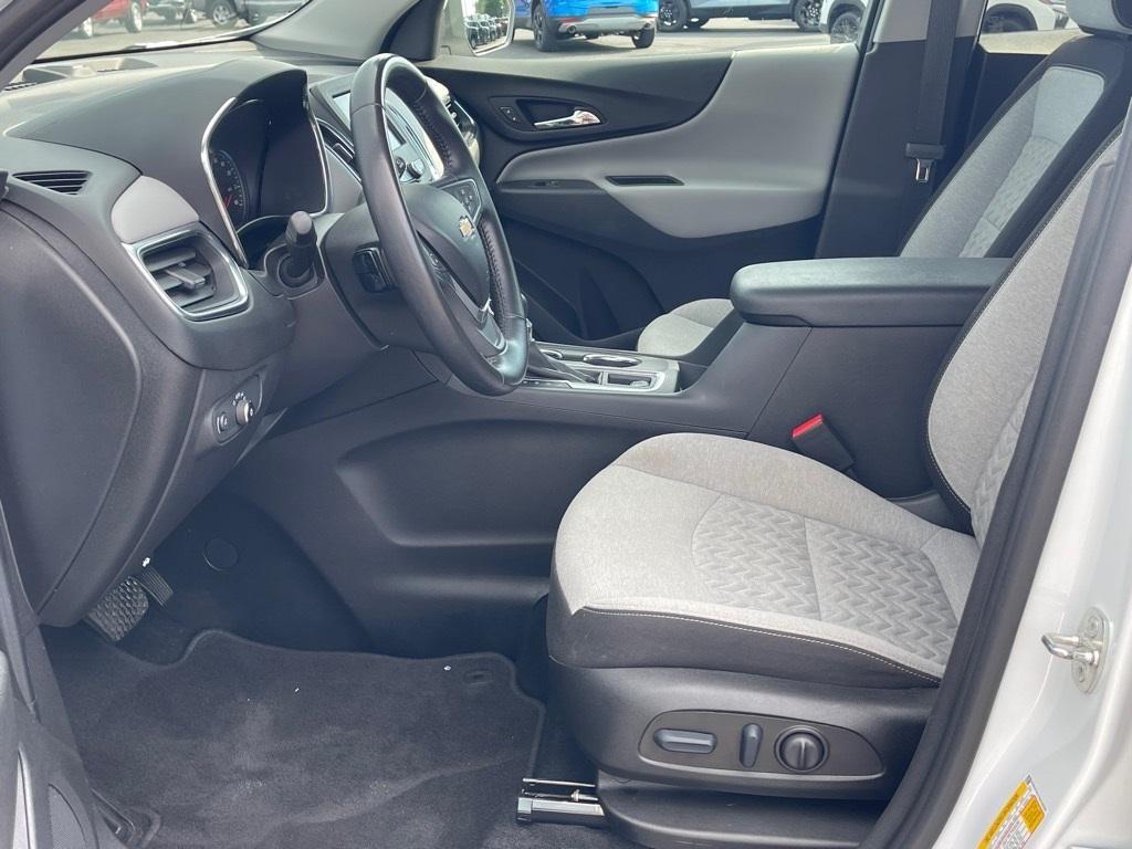 used 2022 Chevrolet Equinox car, priced at $23,998