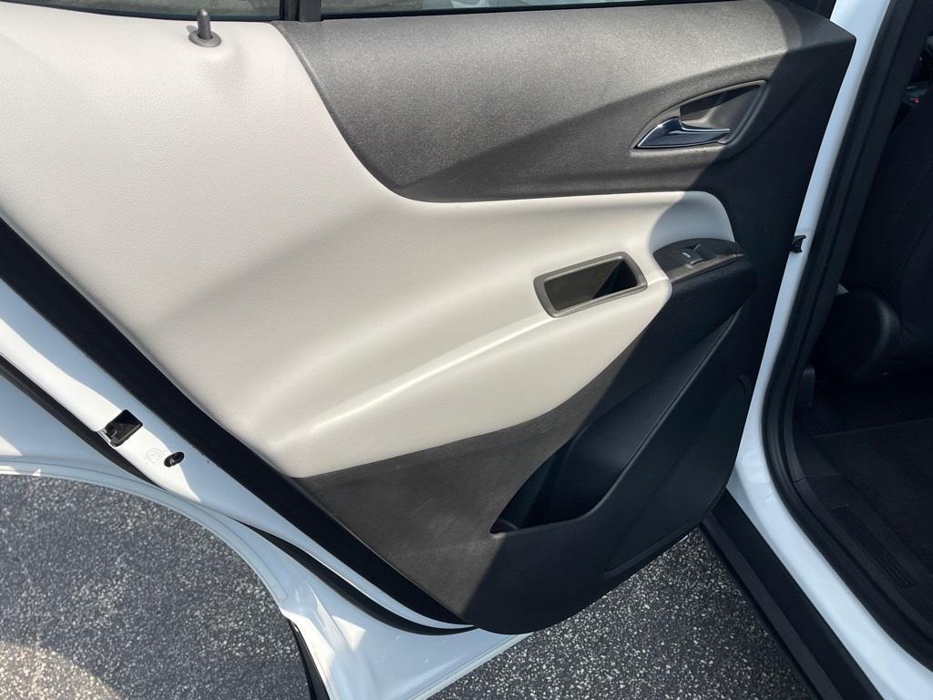 used 2022 Chevrolet Equinox car, priced at $23,998