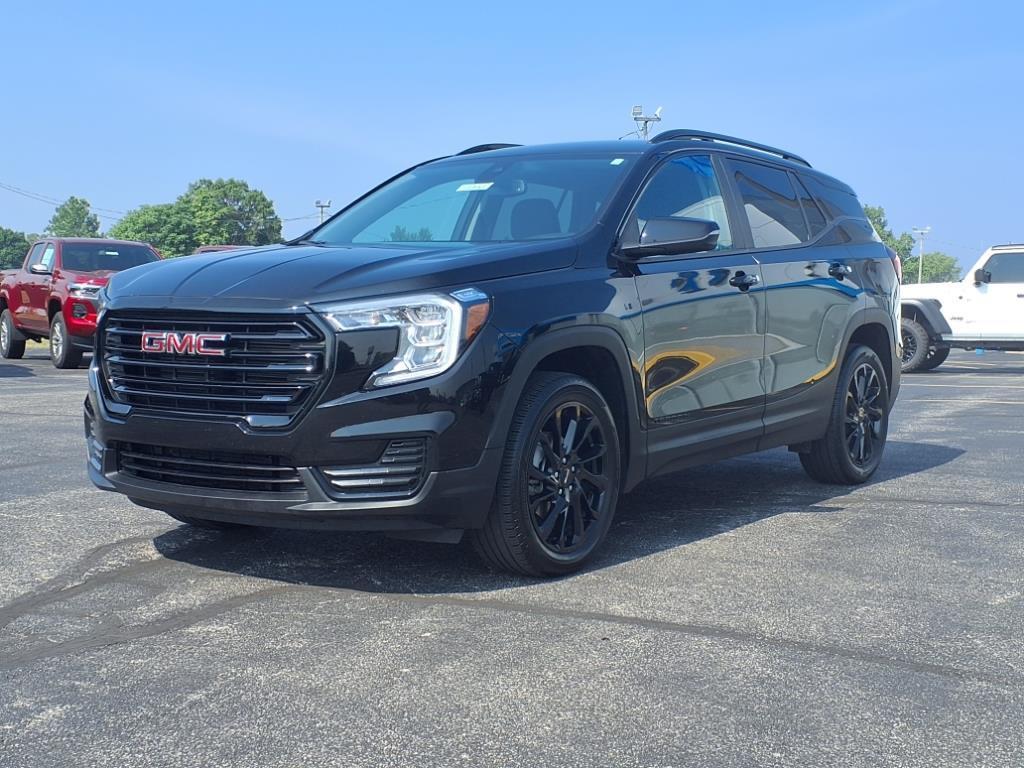 used 2024 GMC Terrain car, priced at $27,998