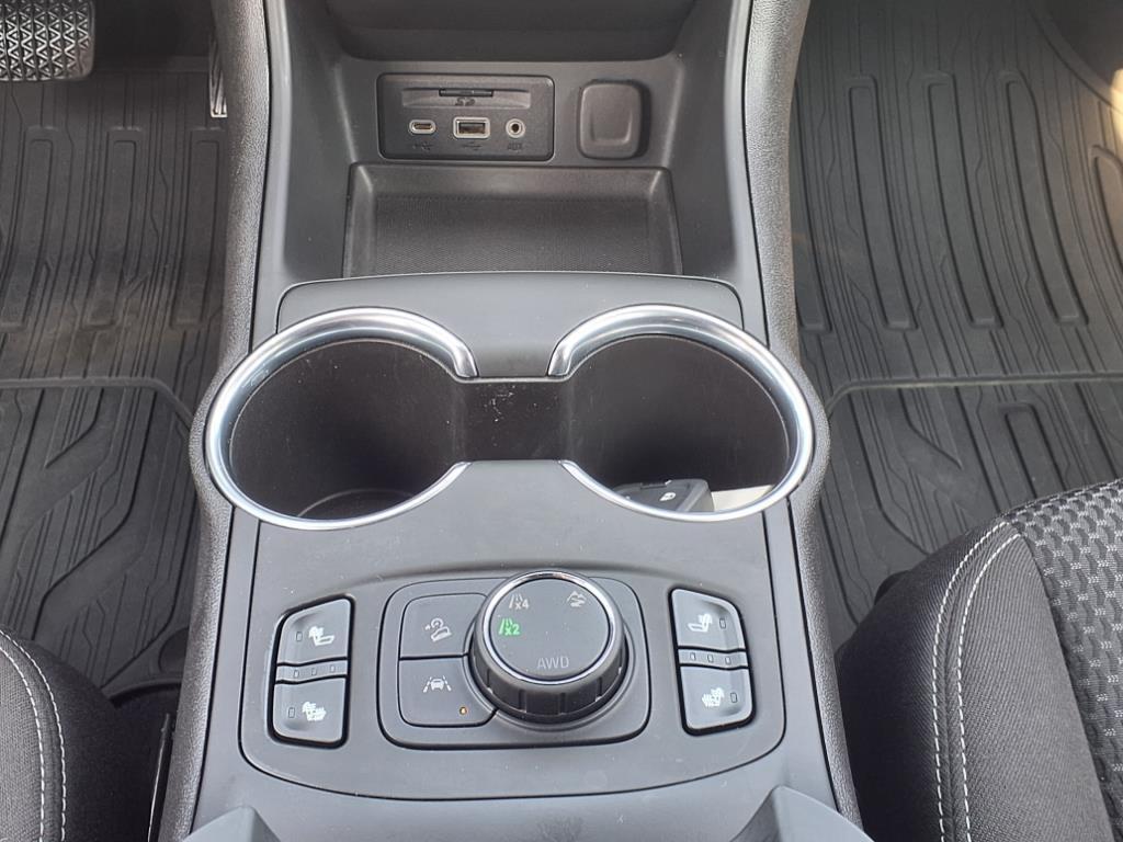 used 2024 GMC Terrain car, priced at $27,998