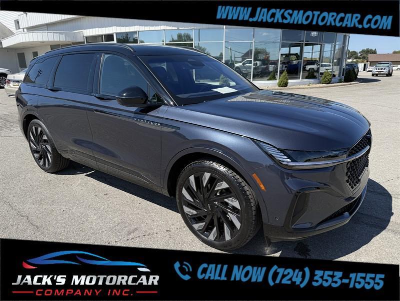 used 2024 Lincoln Nautilus car, priced at $59,900