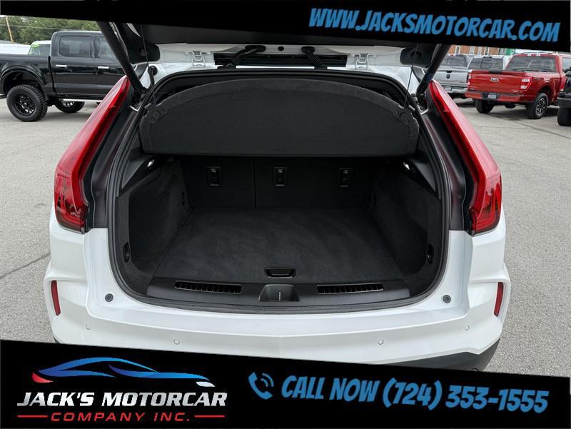used 2024 Cadillac XT4 car, priced at $45,900