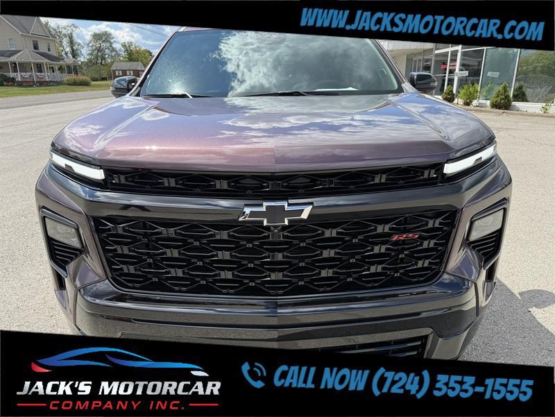 used 2024 Chevrolet Traverse car, priced at $53,900