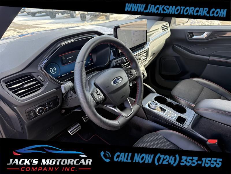 used 2023 Ford Escape car, priced at $31,900