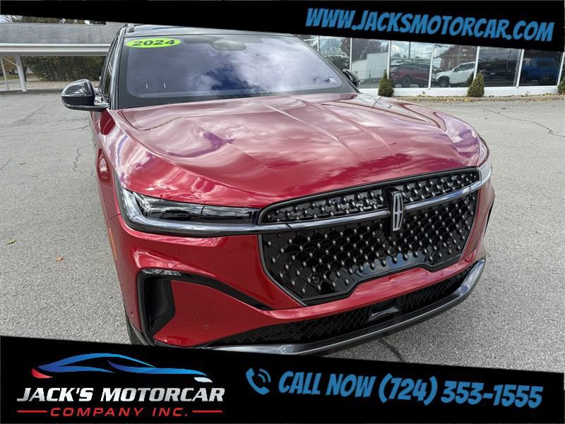 used 2024 Lincoln Nautilus car, priced at $60,900