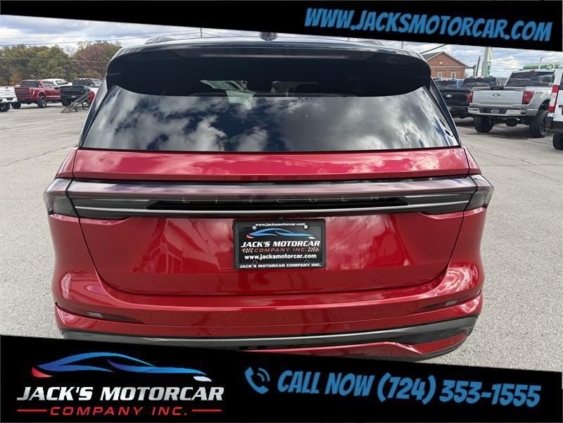 used 2024 Lincoln Nautilus car, priced at $60,900