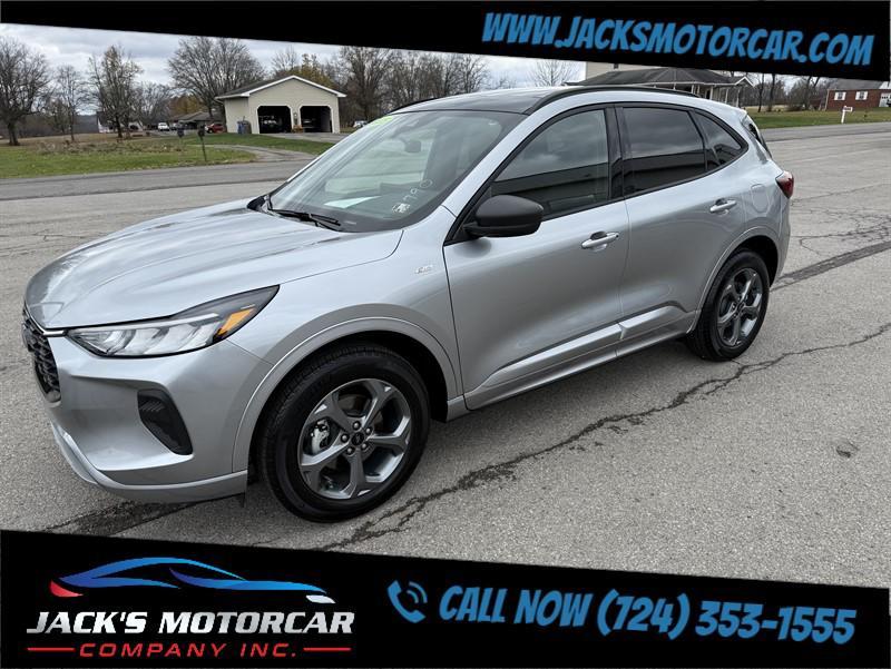 used 2023 Ford Escape car, priced at $29,900
