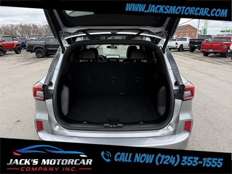 used 2023 Ford Escape car, priced at $29,900