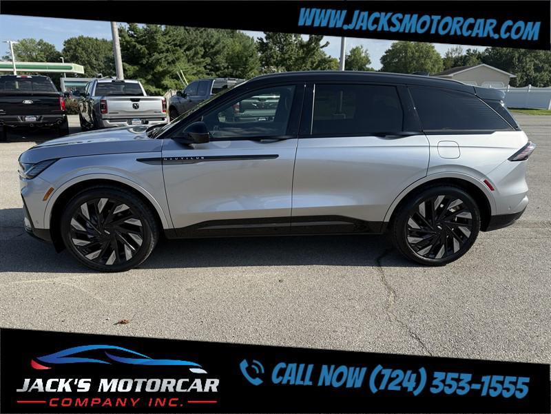 used 2024 Lincoln Nautilus car, priced at $59,500