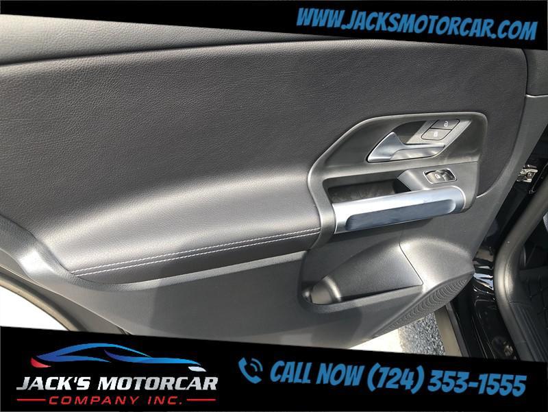 used 2022 Mercedes-Benz GLB 250 car, priced at $31,900