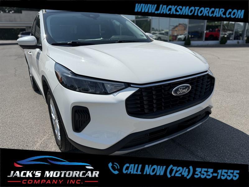 used 2023 Ford Escape car, priced at $25,900