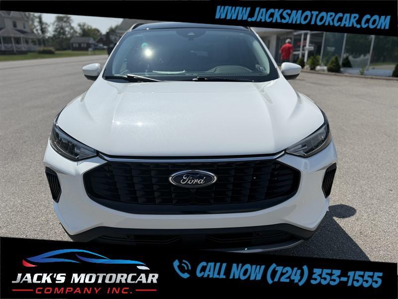 used 2023 Ford Escape car, priced at $25,900