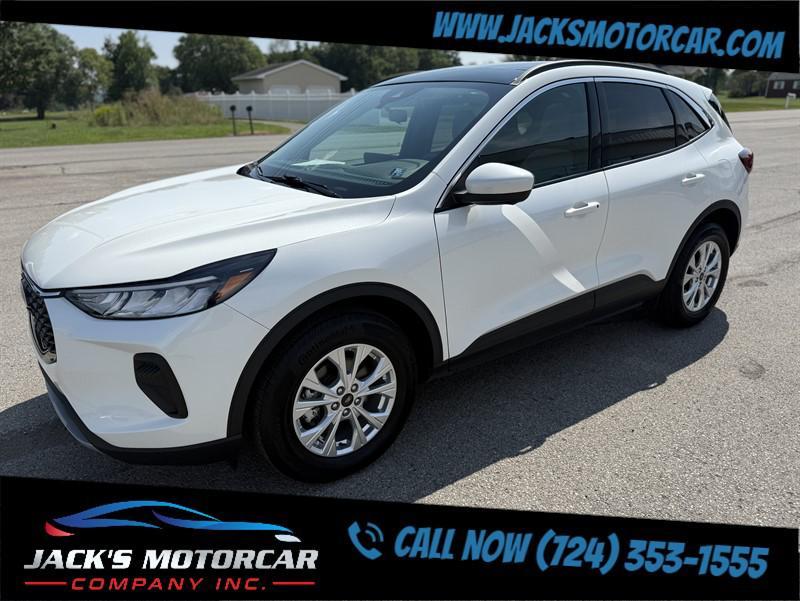 used 2023 Ford Escape car, priced at $25,900