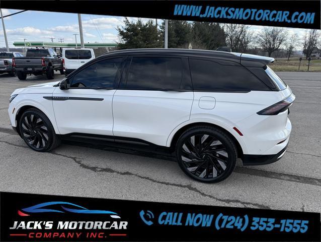 used 2024 Lincoln Nautilus car, priced at $59,900