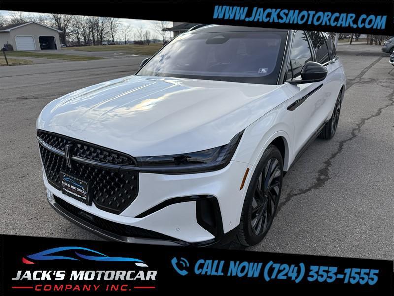 used 2024 Lincoln Nautilus car, priced at $59,500