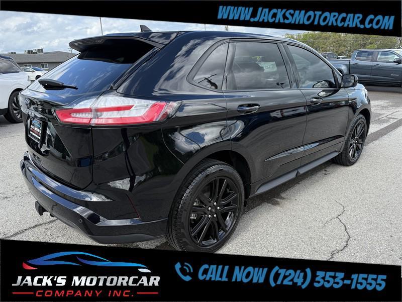 used 2024 Ford Edge car, priced at $38,900